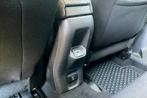 Used 2022 Jeep Renegade Latitude w/ Convenience Group image 34