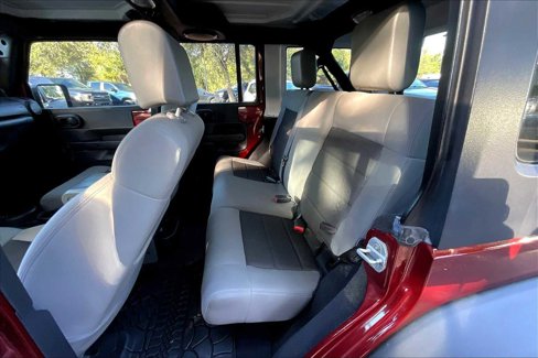 Used 2010 Jeep Wrangler Unlimited Sport image 25