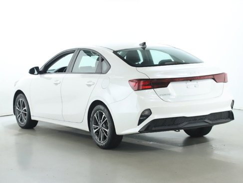 Used 2023 Kia Forte LXS image 39
