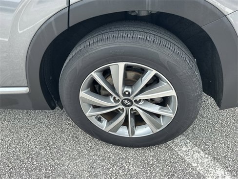 Used 2020 Hyundai Santa Fe SEL w/ Convenience Package image 10