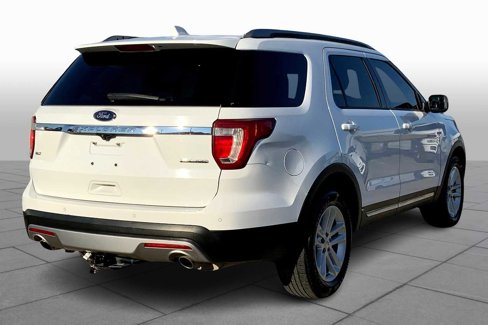 Certified 2016 Ford Explorer XLT image 12