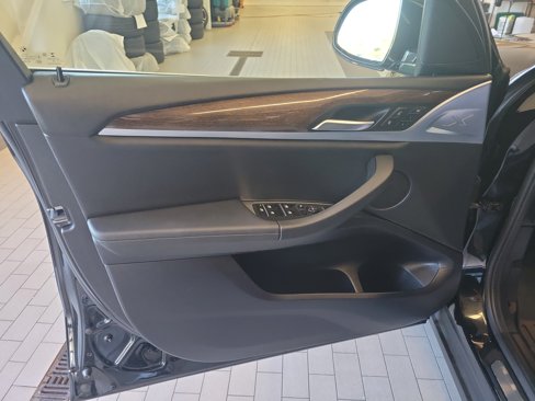 Used 2018 BMW X3 xDrive30i image 15