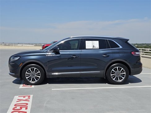 Certified 2022 Lincoln Nautilus FWD w/ Premium Package image 4