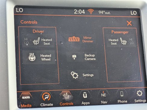 Used 2023 Jeep Cherokee Altitude Lux image 23