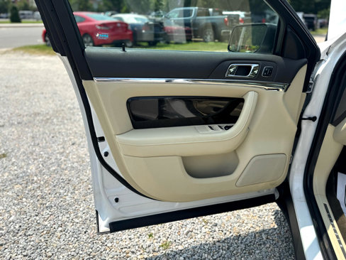 Used 2014 Lincoln MKS AWD w/ Equipment Group 101A image 21