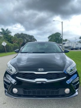 Used 2021 Kia Forte LXS image 2