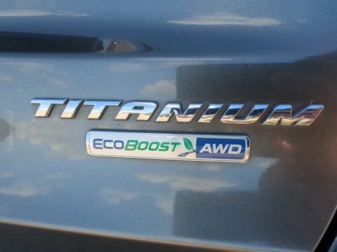 Used 2019 Ford Fusion Titanium image 9