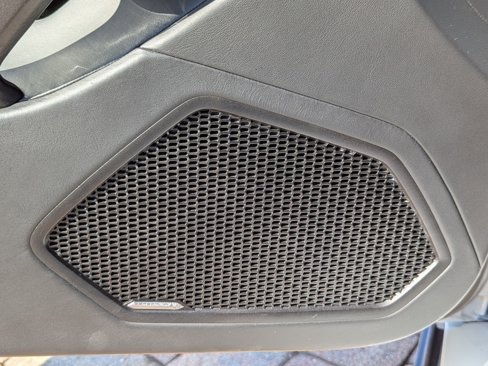 Used 2017 Lamborghini Huracan LP 610-4 image 27