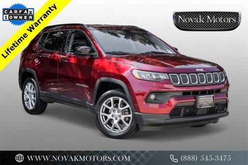 Used 2022 Jeep Compass Latitude image 1