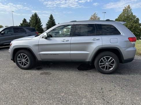 Used 2018 Jeep Grand Cherokee Limited w/ Luxury Group II image 8