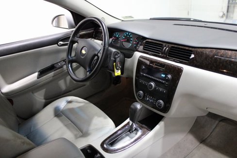 Used 2013 Chevrolet Impala LT w/ Luxury Edition Package image 24