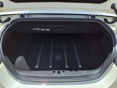 Used 2010 Jaguar XK Convertible image 12