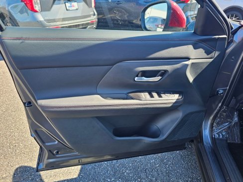 New 2025 Nissan Kicks SR w/ SR Premium Package image 28
