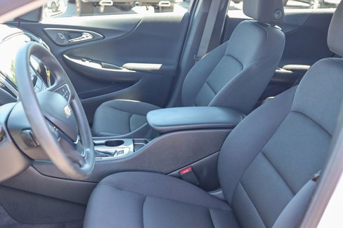 New 2025 Chevrolet Malibu LS image 16