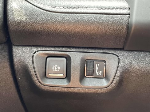 Used 2018 GMC Acadia Denali w/ Technology Package image 28