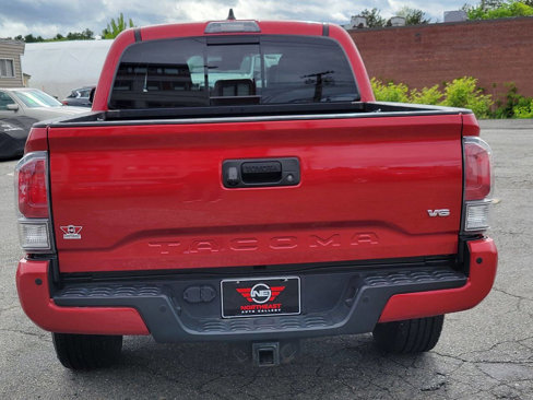 Used 2020 Toyota Tacoma 4x4 Double Cab image 7