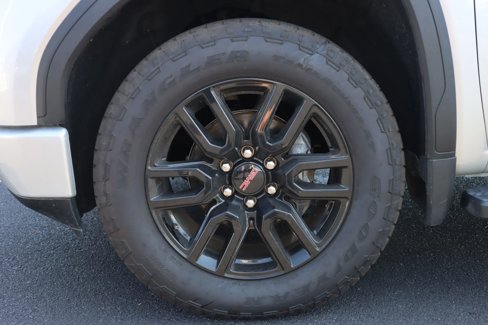Used 2021 GMC Sierra 1500 Elevation w/ Preferred Package image 29