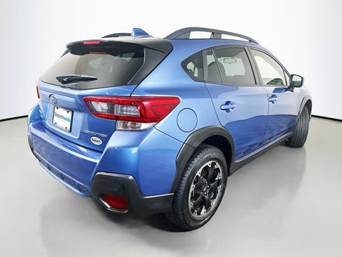 Used 2021 Subaru Crosstrek 2.0i Premium image 7