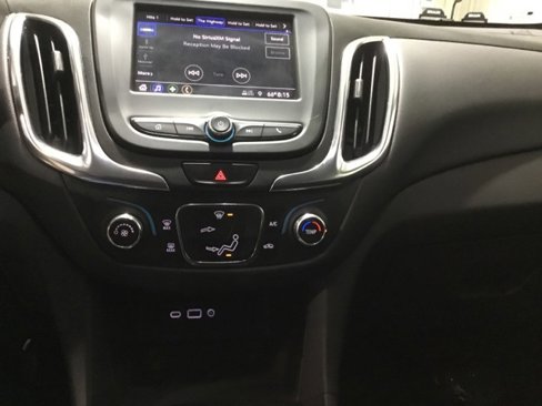 Used 2021 Chevrolet Equinox LT image 34