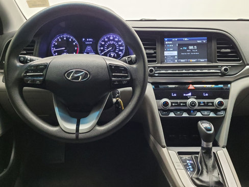 Used 2020 Hyundai Elantra SEL image 22