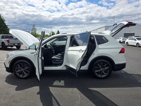 Used 2022 Volkswagen Tiguan SE image 21