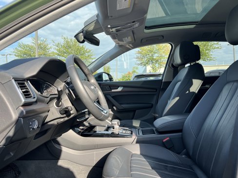 Used 2022 Audi Q5 2.0T Premium w/ Convenience Package image 15