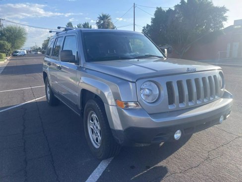 Used 2015 Jeep Patriot Sport image 16