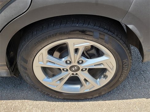 Used 2022 Hyundai Kona SEL w/ Convenience Package image 19