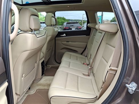 Used 2019 Jeep Grand Cherokee Overland image 20