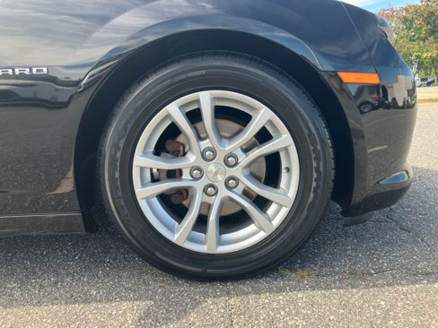 Used 2015 Chevrolet Camaro LS image 29