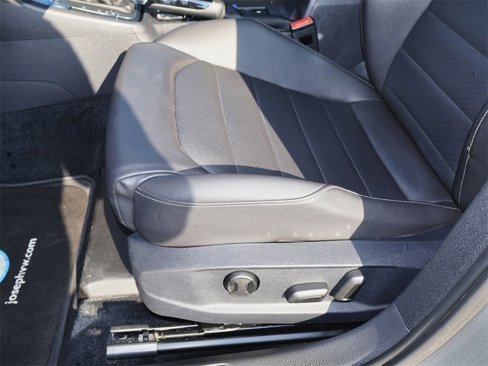 Used 2015 Volkswagen Golf SEL image 13