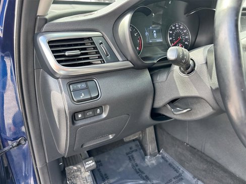 Used 2018 Kia Optima EX w/ Premium Package image 11