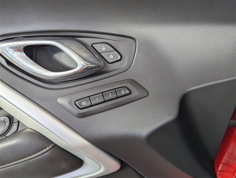 Used 2017 Chevrolet Camaro LT image 19