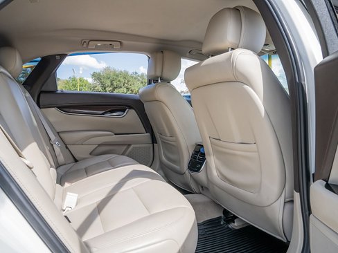 Used 2014 Cadillac XTS Luxury w/ Driver Awareness Package image 21