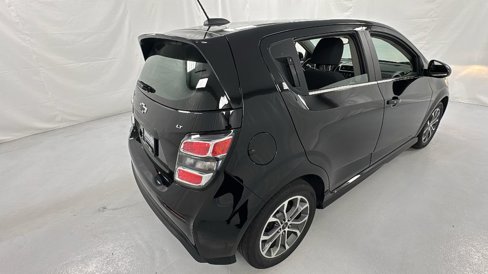 Used 2018 Chevrolet Sonic LT w/ Convenience Package image 3