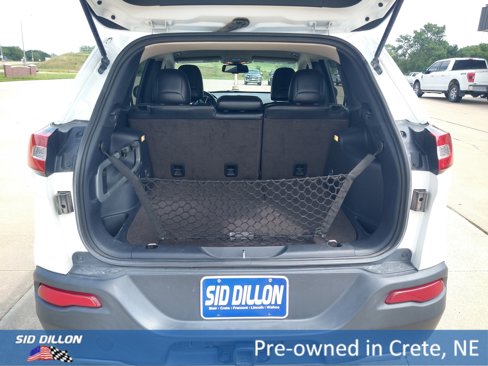 Used 2015 Jeep Cherokee Limited w/ Trailer Tow Group image 11