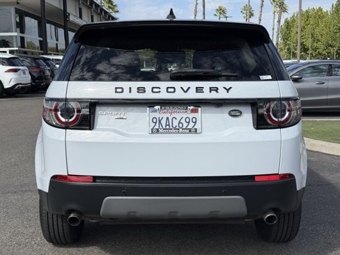 Used 2018 Land Rover Discovery Sport HSE image 18