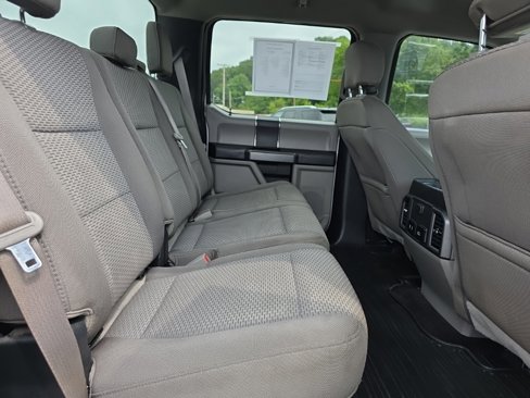 Used 2018 Ford F150 XLT image 16