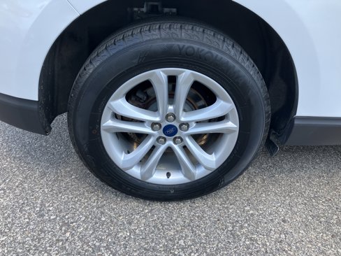 Used 2019 Ford Edge SEL w/ Equipment Group 201A image 19