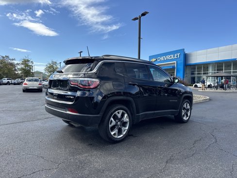 Used 2018 Jeep Compass Limited w/ Navigation Group image 5