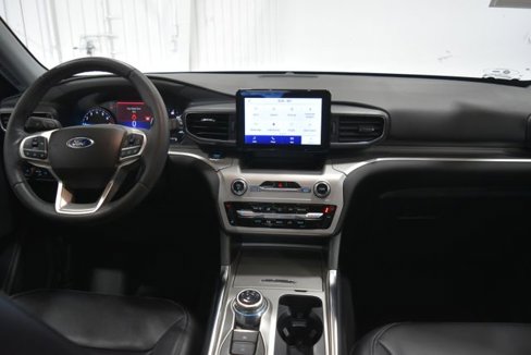 Used 2022 Ford Explorer XLT w/ Equipment Group 202A image 47