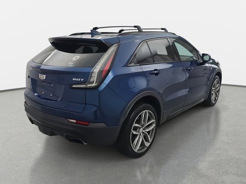 Used 2019 Cadillac XT4 Sport image 3