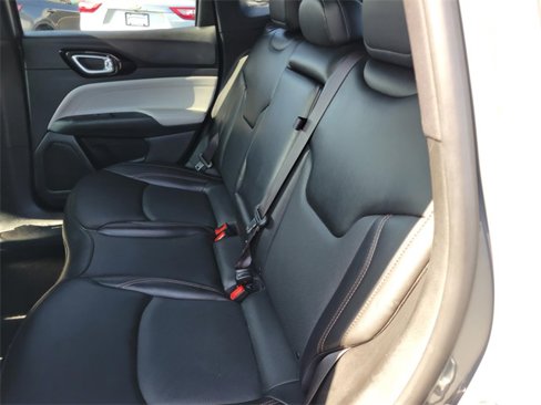 Used 2023 Jeep Compass Limited image 13