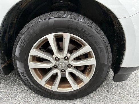 Used 2013 Nissan Pathfinder SL image 21
