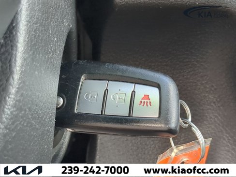Used 2020 Nissan Rogue Sport S image 26