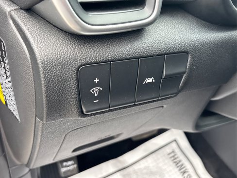Used 2020 Kia Sportage LX image 32