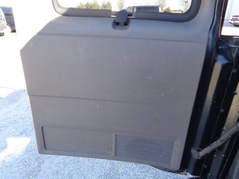 Used 2016 GMC Savana 3500 LT w/ LT Preferred Equipment Group image 55