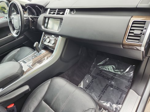 Used 2016 Land Rover Range Rover Sport HSE image 29