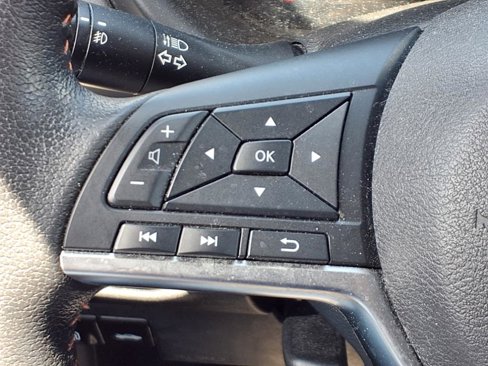 Certified 2023 Nissan Kicks SR image 21