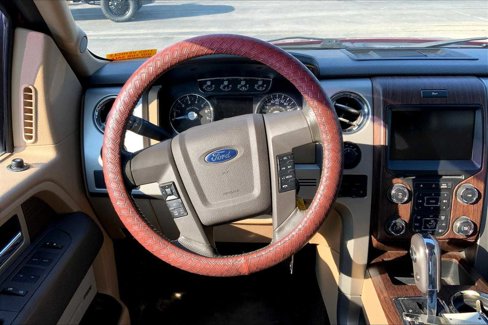 Used 2014 Ford F150 Lariat w/ Equipment Group 502A Luxury image 4
